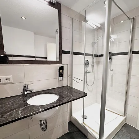 ホテル & Gaestehaus Seehof メーアスブルク