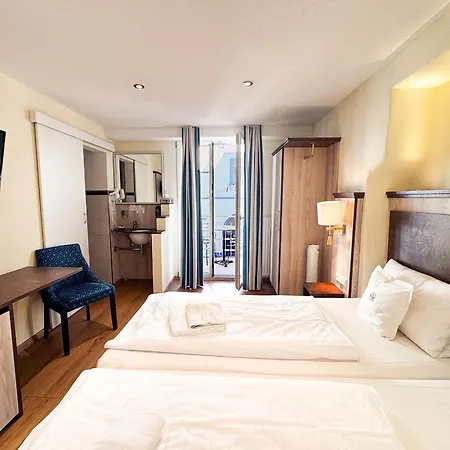 & Gaestehaus Seehof メーアスブルク