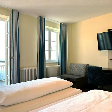 & Gaestehaus Seehof ホテル