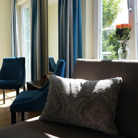 Hotel & Gaestehaus Seehof 3*